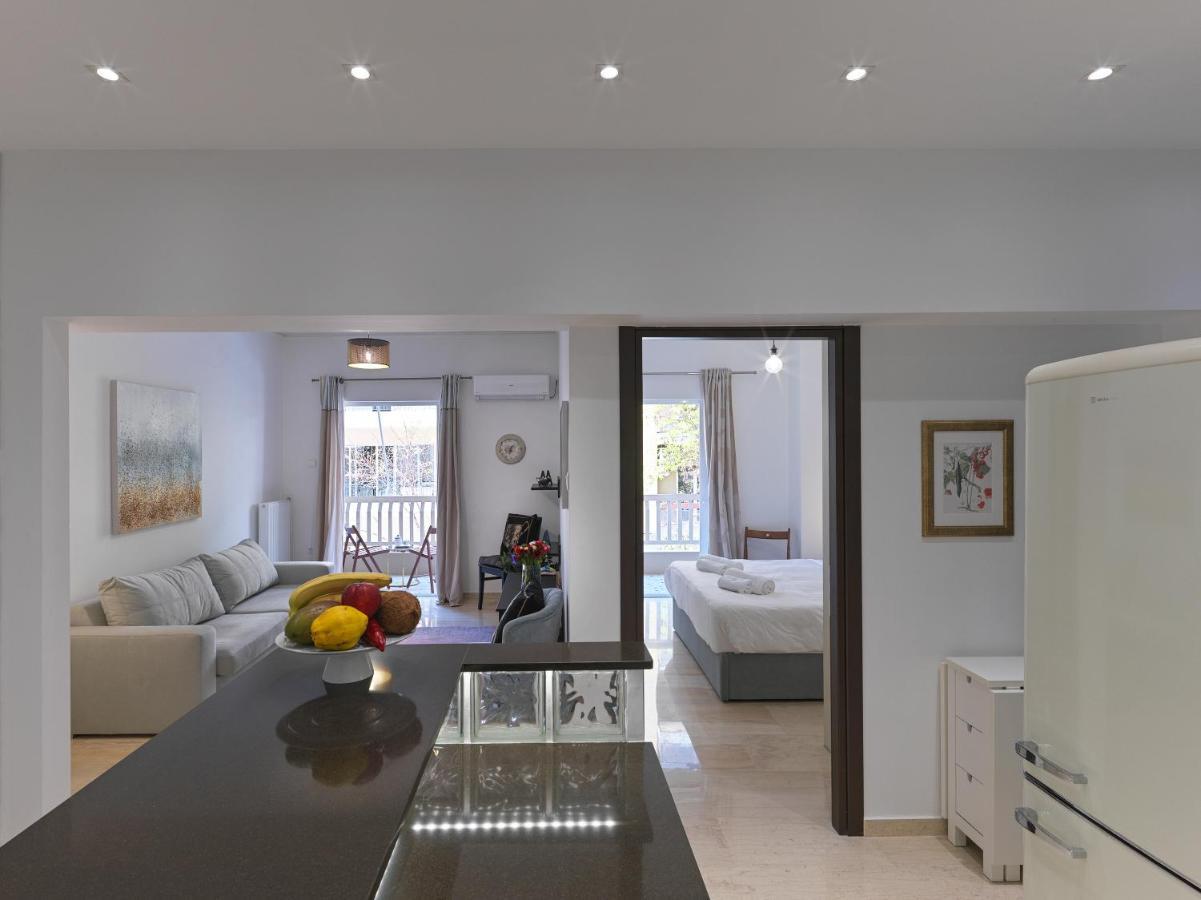 Newly Renovated Apartment In The Heart Of Atény Exteriér fotografie
